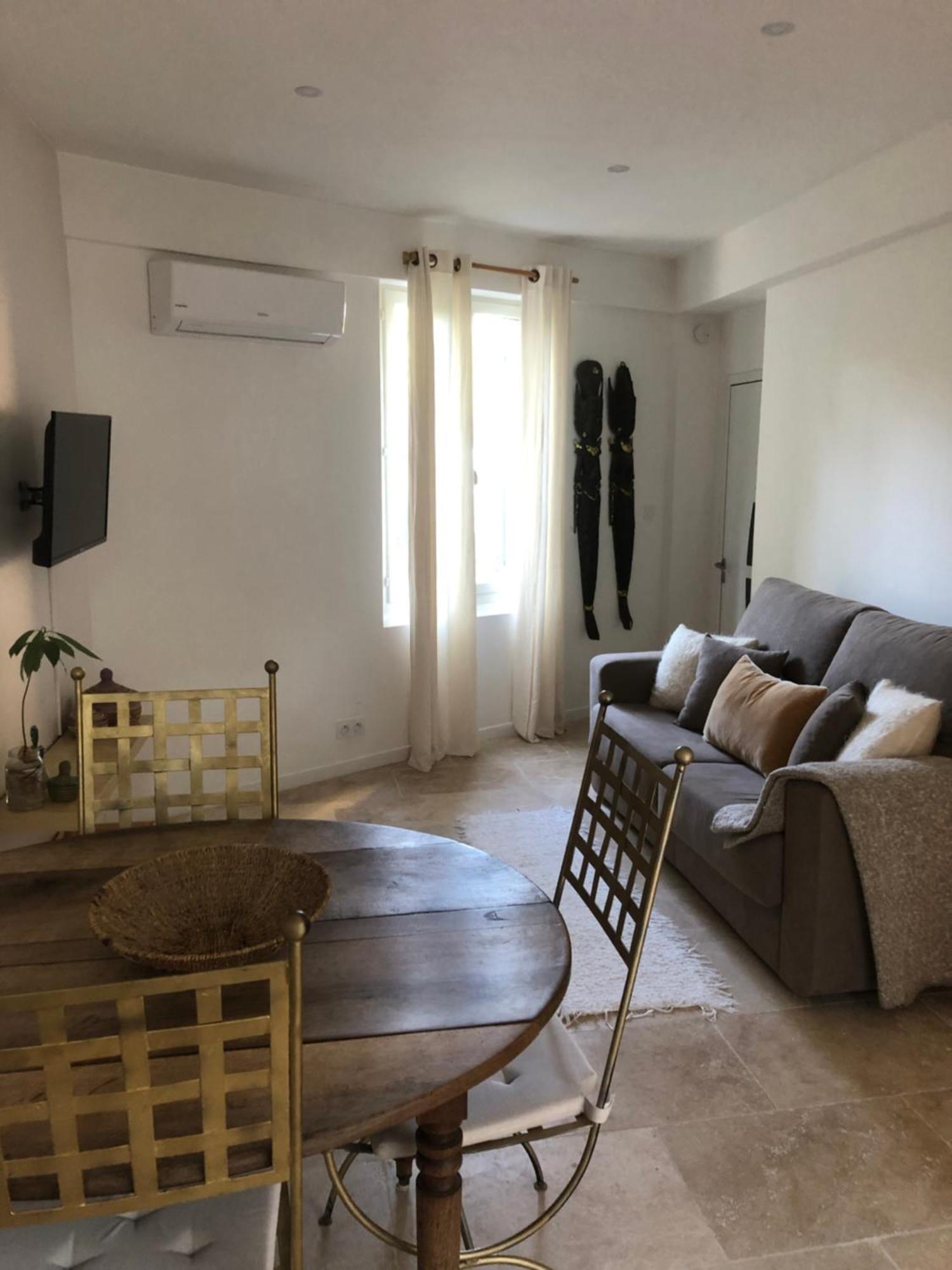 Studio Lumineux Villeneuve-lès-Avignon Extérieur photo